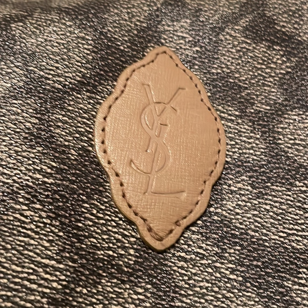 Yves Saint Laurent Clutch Bag - Picture 12 of 12